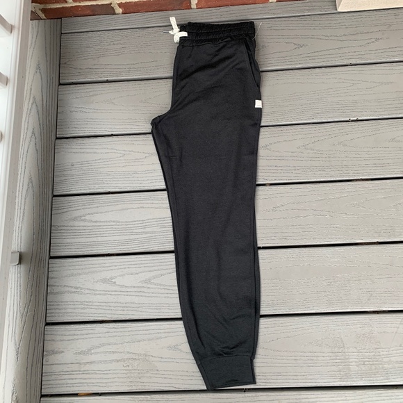 Vuori Performance Joggers - Picture 2 of 14